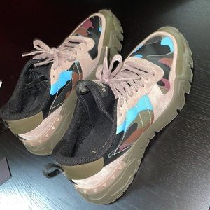 Valentino Sneakers